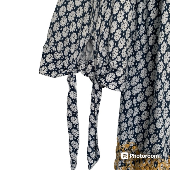 FEVER PLUS Women’s Bohemian/Pheasant Tunic Top Blue/Wht Embroidered Gold Lace 3X - Picture 4 of 9